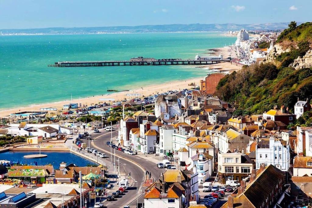 Charming, Bright, Hilltop Apartment. Hastings Extérieur photo